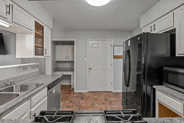 4509 Mockernut Lane, Jonesboro, AR 72405