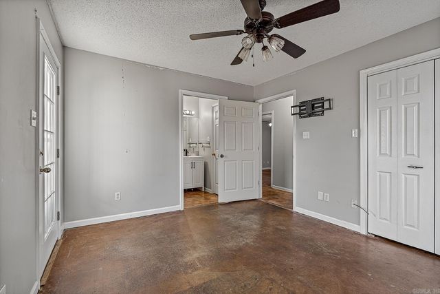 4509 Mockernut Lane, Jonesboro, AR 72405