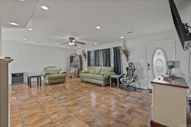 4509 Mockernut Lane, Jonesboro, AR 72405