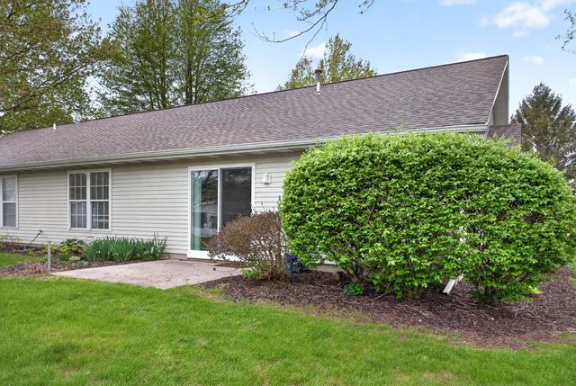 11976 Willow Wood N, Holland Twp, MI 49424