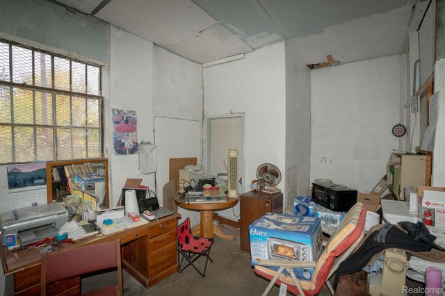 14921 Joy Road, Detroit, MI 48228