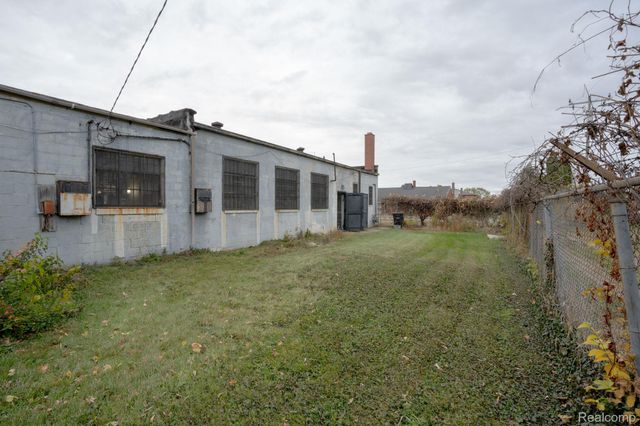 14921 Joy Road, Detroit, MI 48228