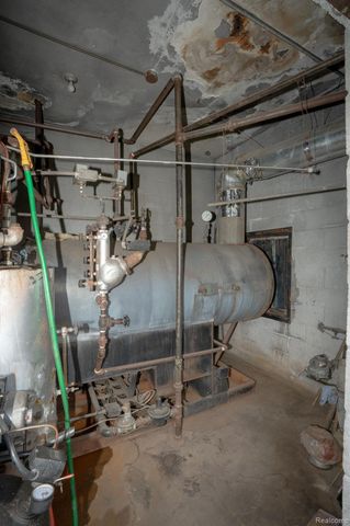 14921 Joy Road, Detroit, MI 48228