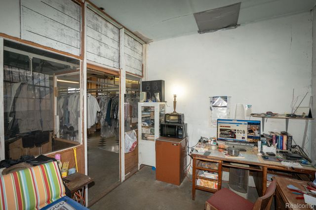 14921 Joy Road, Detroit, MI 48228