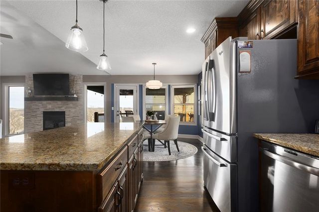 4929 S Brittany Drive, Blue Springs, MO 64015