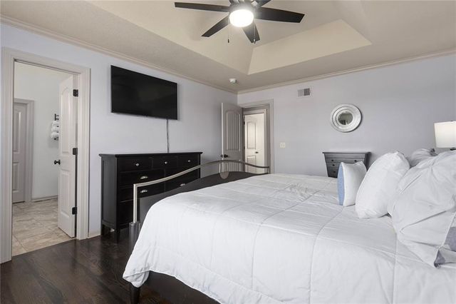 4929 S Brittany Drive, Blue Springs, MO 64015