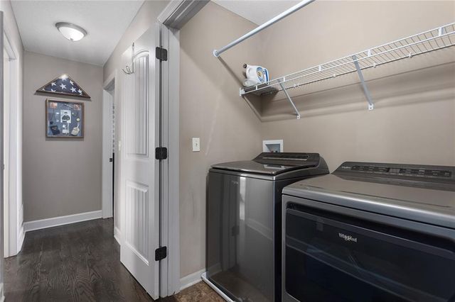 4929 S Brittany Drive, Blue Springs, MO 64015