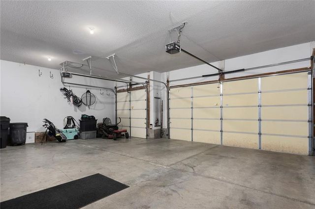 4929 S Brittany Drive, Blue Springs, MO 64015