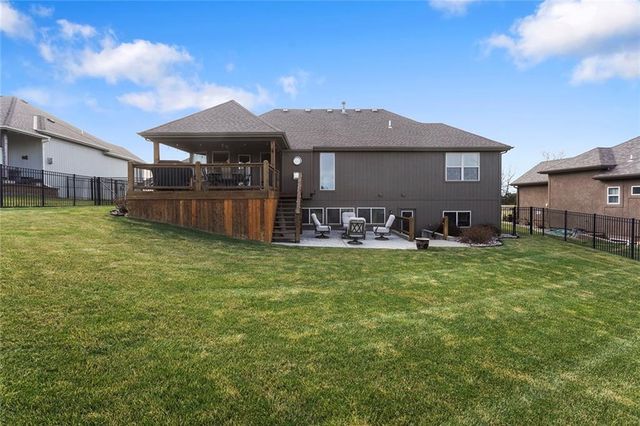 4929 S Brittany Drive, Blue Springs, MO 64015