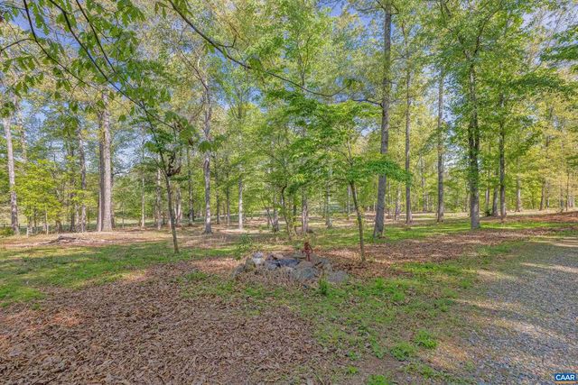 2947 MERRIE MEADOWS LN, Keswick, VA 22947