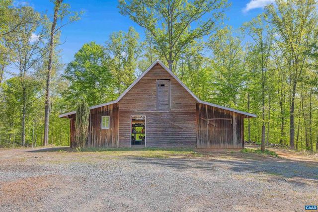 2947 MERRIE MEADOWS LN, Keswick, VA 22947