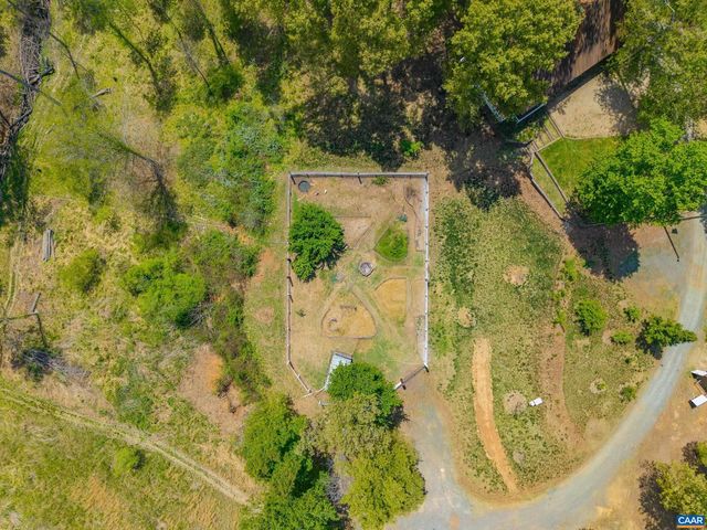 2947 MERRIE MEADOWS LN, Keswick, VA 22947