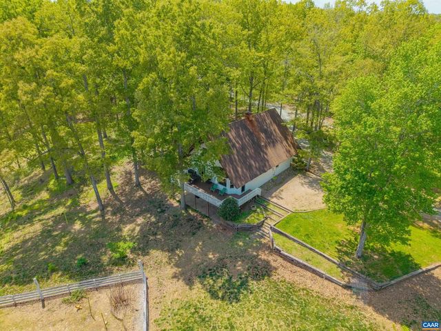 2947 MERRIE MEADOWS LN, Keswick, VA 22947