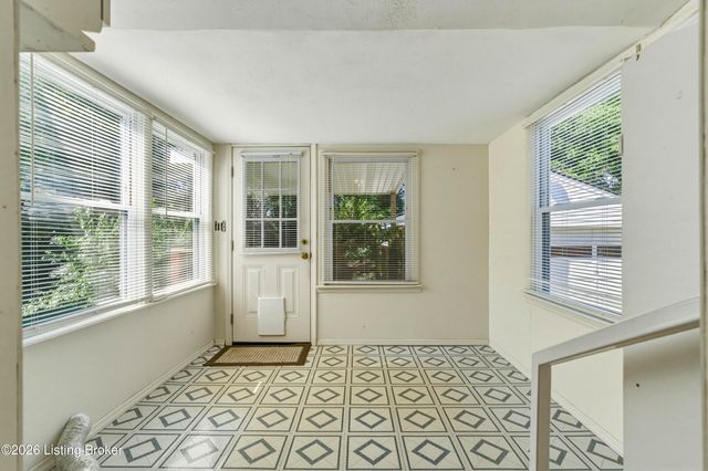 126 Chattanooga Ave, Louisville, KY 40214