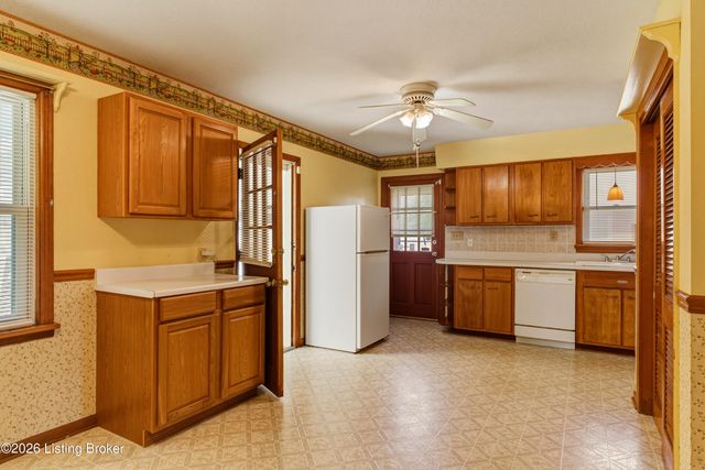 126 Chattanooga Ave, Louisville, KY 40214