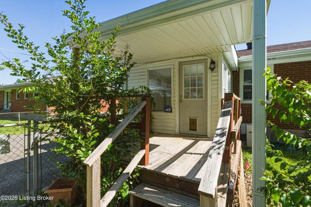 126 Chattanooga Ave, Louisville, KY 40214