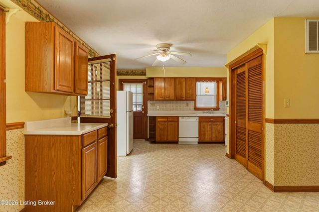 126 Chattanooga Ave, Louisville, KY 40214