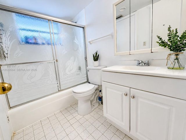 447 NE 195th Street 115, Miami, FL 33179