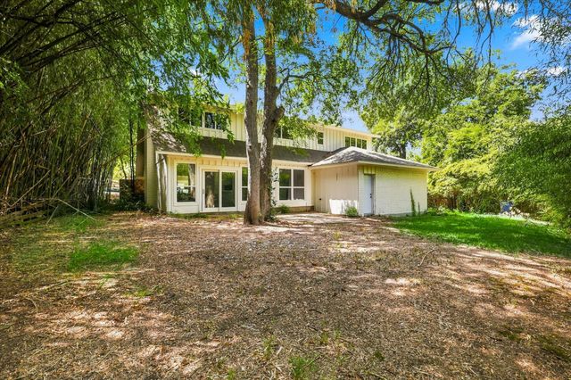 2631 Deep Hill Circle, Dallas, TX 75233
