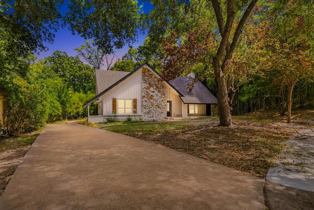 2631 Deep Hill Circle, Dallas, TX 75233