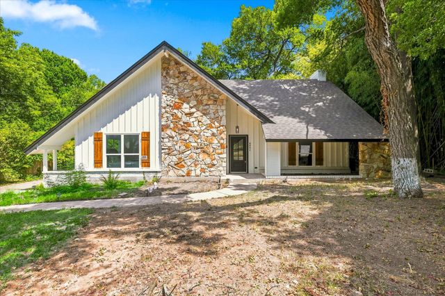 2631 Deep Hill Circle, Dallas, TX 75233