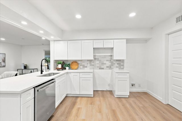 2631 Deep Hill Circle, Dallas, TX 75233
