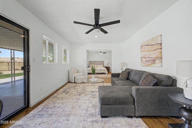 3234 S ALLRED Drive, Tempe, AZ 85282