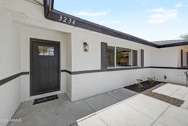 3234 S ALLRED Drive, Tempe, AZ 85282