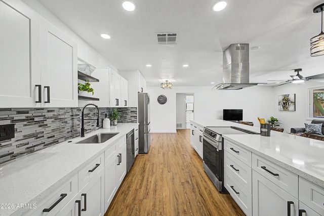 3234 S ALLRED Drive, Tempe, AZ 85282