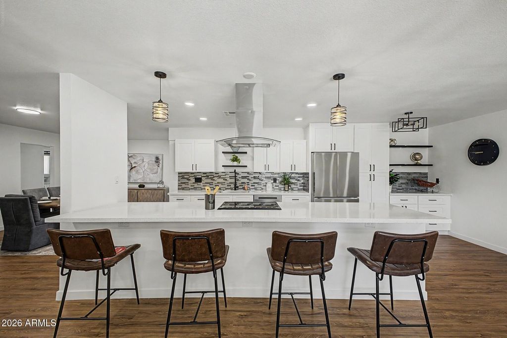 3234 S ALLRED Drive, Tempe, AZ 85282