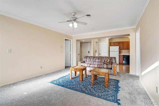 2339 Kratky Road A, St Louis, MO 63114