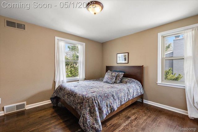 1004 Wimbleton Drive, Birmingham, MI 48009
