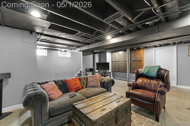 1004 Wimbleton Drive, Birmingham, MI 48009