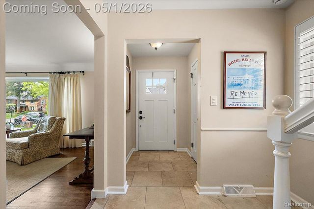 1004 Wimbleton Drive, Birmingham, MI 48009