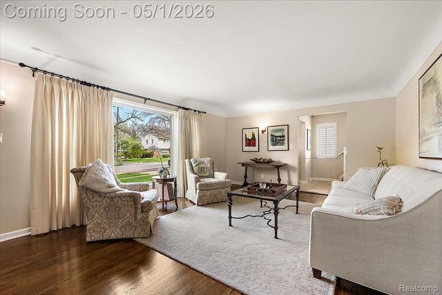 1004 Wimbleton Drive, Birmingham, MI 48009