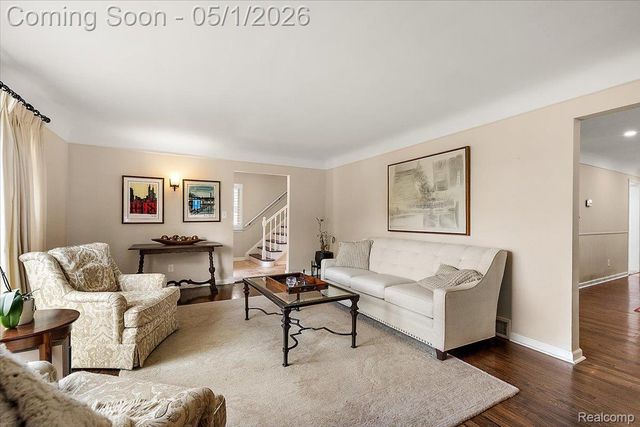 1004 Wimbleton Drive, Birmingham, MI 48009