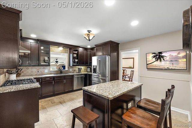 1004 Wimbleton Drive, Birmingham, MI 48009