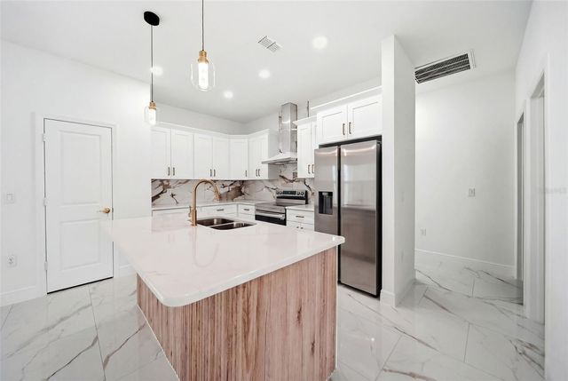 2180 COGAN DRIVE SE, Palm Bay, FL 32909