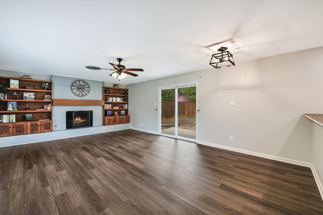 6809 Hanover LN, Austin, TX 78723
