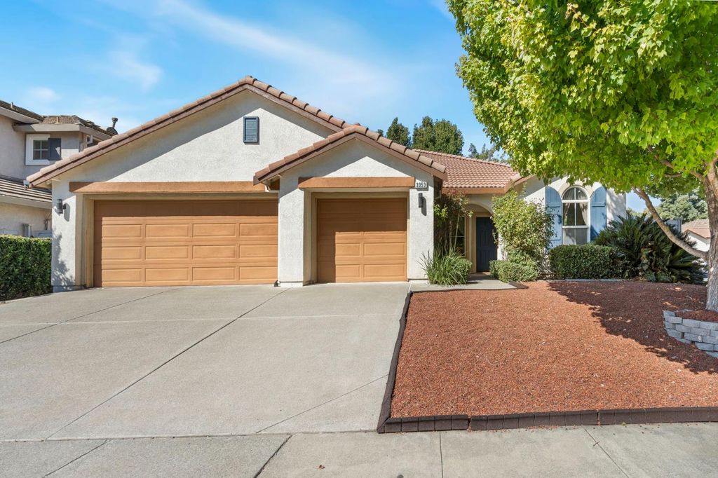 3353 Shearwater Dr, Sacramento, CA 95833