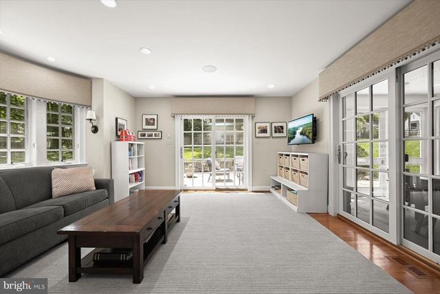 9019 BURDETTE RD, Bethesda, MD 20817