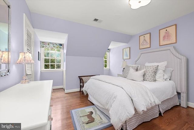 9019 BURDETTE RD, Bethesda, MD 20817
