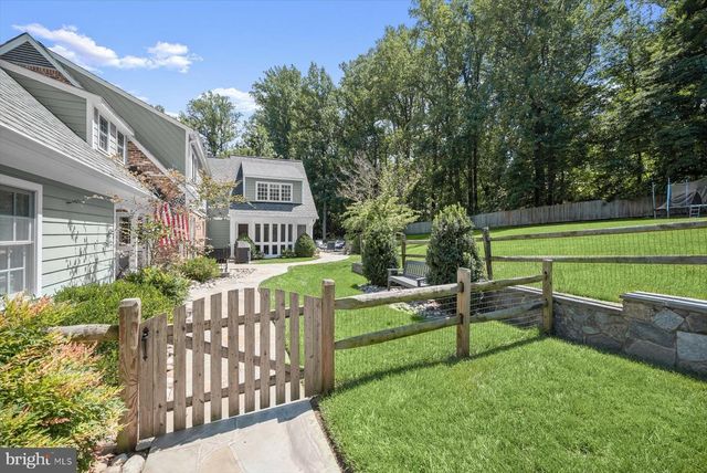 9019 BURDETTE RD, Bethesda, MD 20817