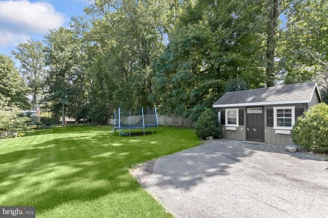 9019 BURDETTE RD, Bethesda, MD 20817