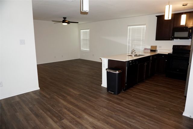 652 Autumnwood Way, Princeton, TX 75407