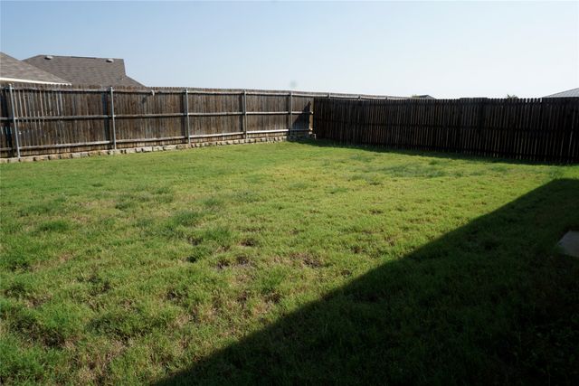 652 Autumnwood Way, Princeton, TX 75407