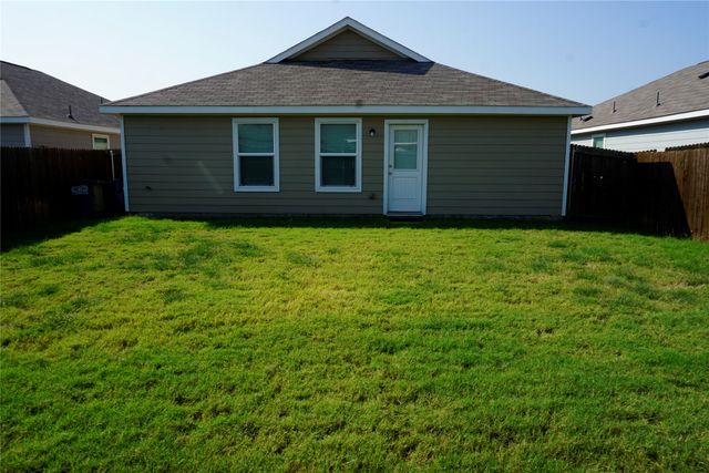 652 Autumnwood Way, Princeton, TX 75407