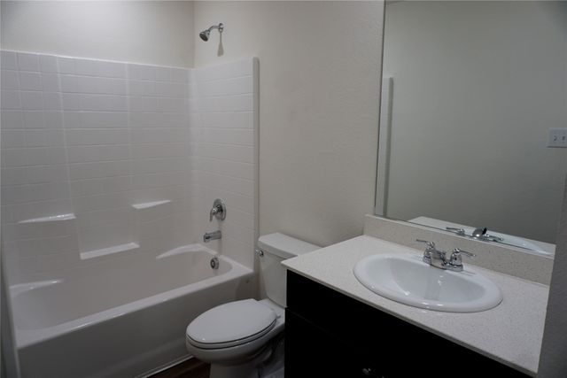 652 Autumnwood Way, Princeton, TX 75407