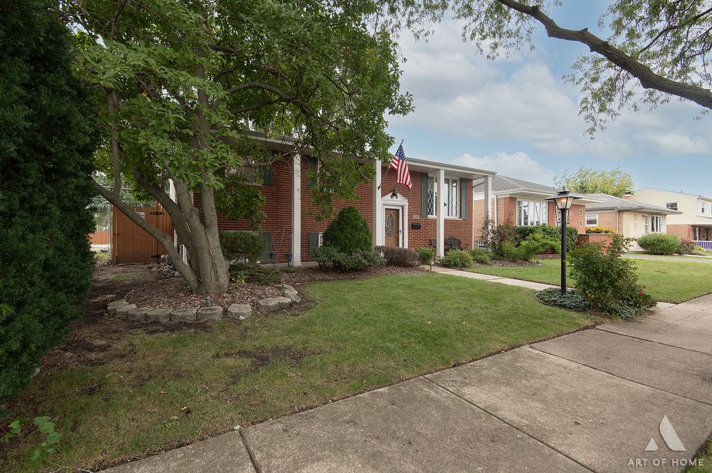 9313 Parkside Avenue, Oak Lawn, IL 60453 — photo 2