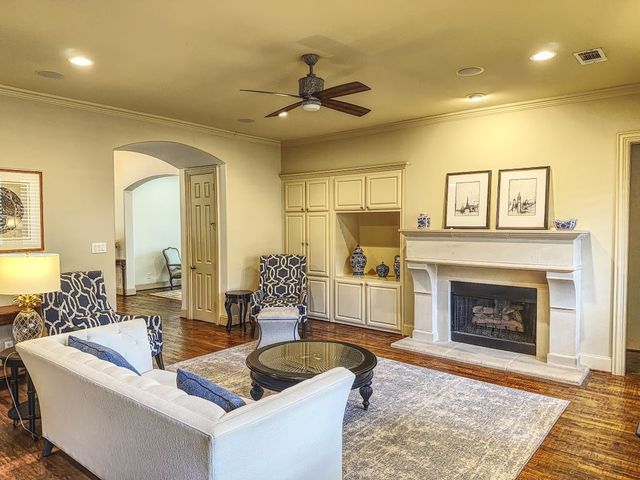 1401 Luckenbach Drive, Allen, TX 75013